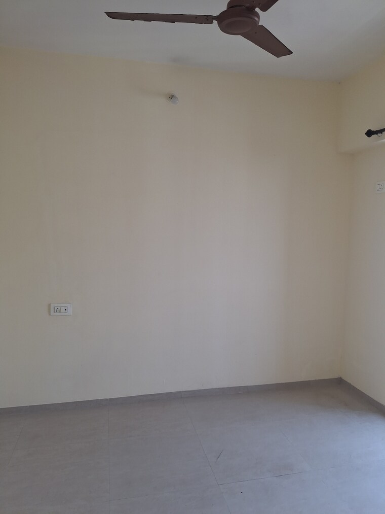 Room, rosa-gardenia 2 Bedroom 880 Sq.Ft. Apartment In Ghodbunder Road Thane 8549871