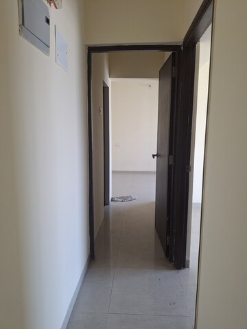 Furnished Amenities in 2 BHK Apartment at Rosa Gardenia, Ghodbunder Road – for Sale