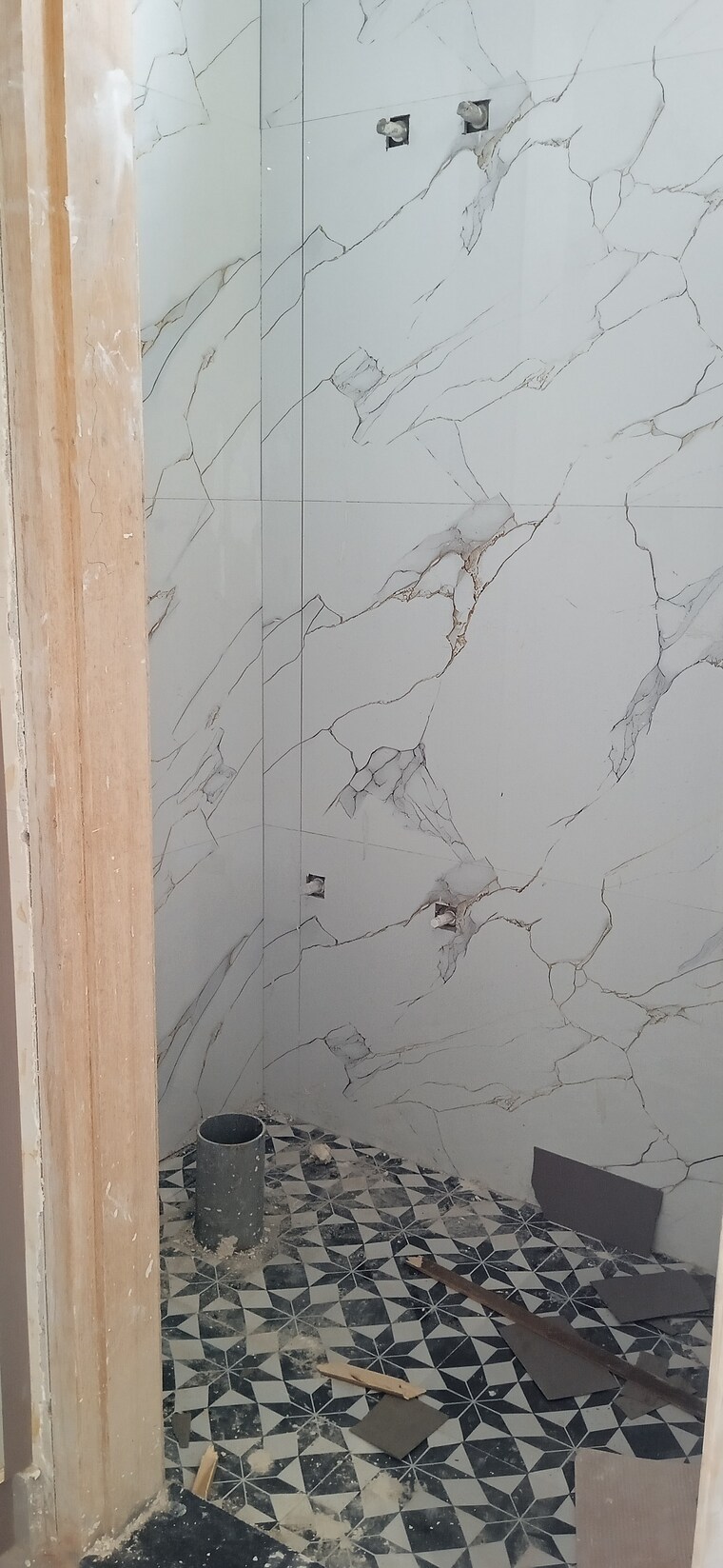 Bathroom, sector 8 dwarka 3 Bedroom 1000 Sq.Ft. Apartment In Sector 8, Dwarka Delhi 8549923