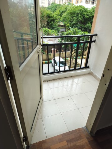 2 BHK Apartment For Rent in Amrapali Dream Valley, Tech Zone 4 Greater Noida