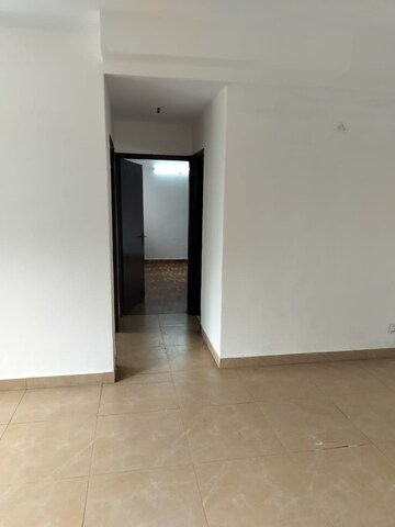 Room in 2 BHK Apartment at VPA Sai City, Gaur City 1 – for Rent