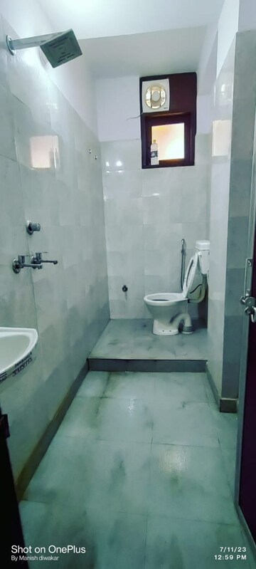 Master Bedroom in 1 RK Builder Floor at Paryavaran Complex – for Rent