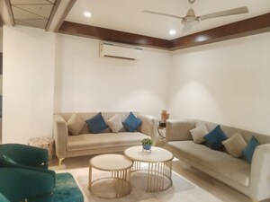 4 BHK Apartment For Sale in Raja Park