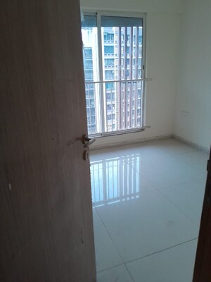 Room in 3 BHK Apartment at Godrej Bliss Kandivali, Kandivali East – for Sale