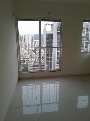 Room in 3 BHK Apartment at Godrej Bliss Kandivali, Kandivali East – for Sale