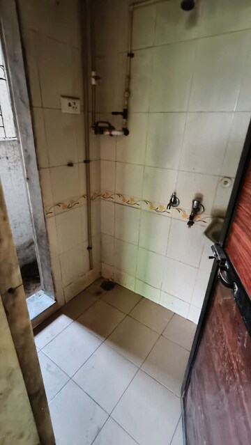 Bathroom in 2 BHK Apartment at Vighnaharta CHS Khanda Colony, Khanda Colony – for Rent