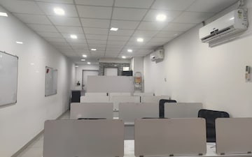 Office Space For Rent in Pinnacle Business Park, Andheri East