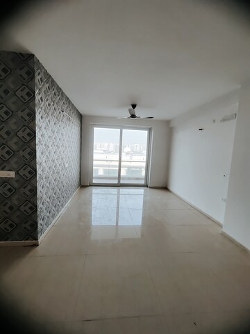 3 BHK Apartment For Rent in Omaxe Royal Residency Faridabad, Sector 79
