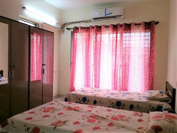 Bedroom in  Pg at Somwari Bazaar – for Rent