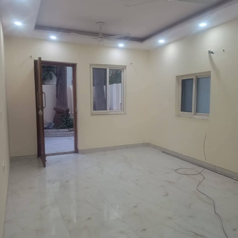 Room, saket 2 Bedroom 1450 Sq.Ft. Apartment In Saket Delhi 8550155