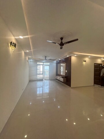 Room in 3 BHK Apartment at Shapoorji Pallonji Joyville Phase 2, Sector 102 – for Rent