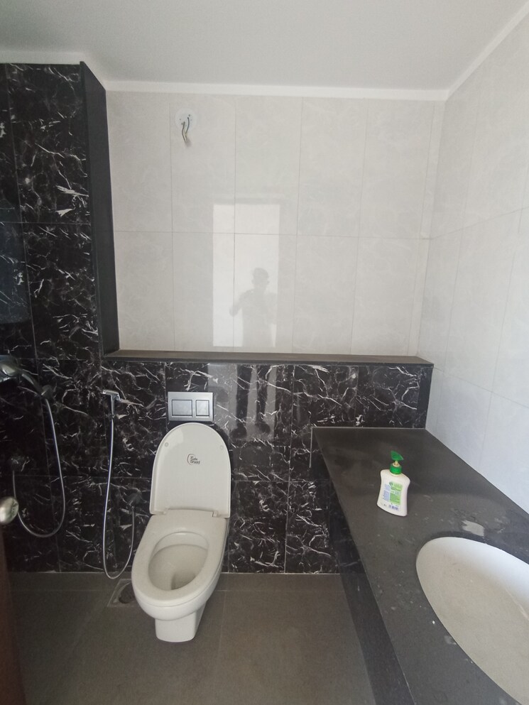 Bathroom, lodha-palava-serenity-d 3 Bedroom 1100 Sq.Ft. Apartment In Dombivli East Thane 8550653