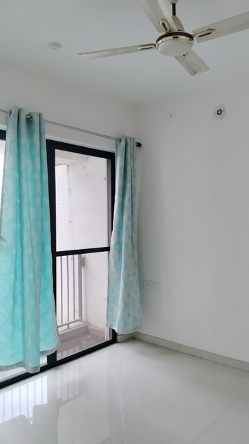 Room in 2 BHK Apartment at Runwal My City, Dombivli East – for Rent