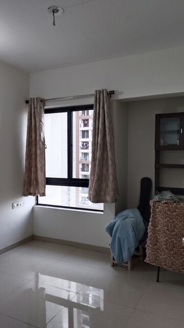 Bedroom in 2 BHK Apartment at Runwal My City, Dombivli East – for Rent