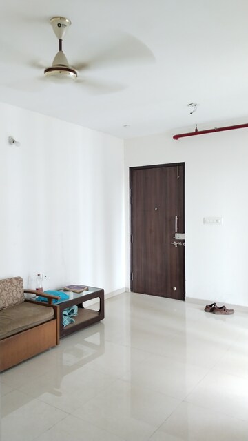 Room in 2 BHK Apartment at Runwal My City, Dombivli East – for Rent
