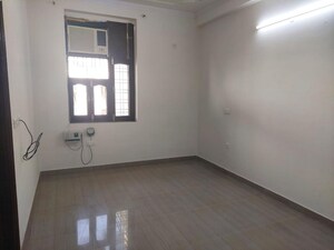 Room in 3 BHK Apartment at Shapoorji Pallonji Joyville Phase 2, Sector 102 – for Sale