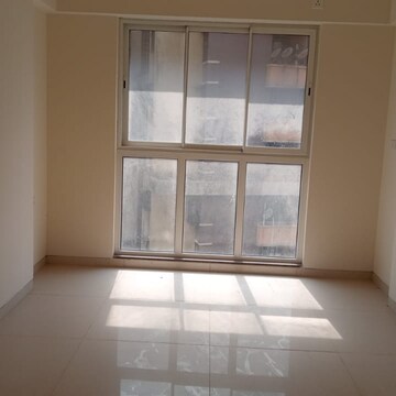 Room in 2 BHK Apartment at Godrej Nest Kandivali, Kandivali East – for Rent
