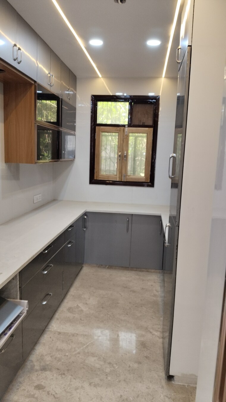 Kitchen, rohini sector 11 4 Bedroom 1350 Sq.Ft. Builder Floor In Rohini Sector 11 Delhi 8550791