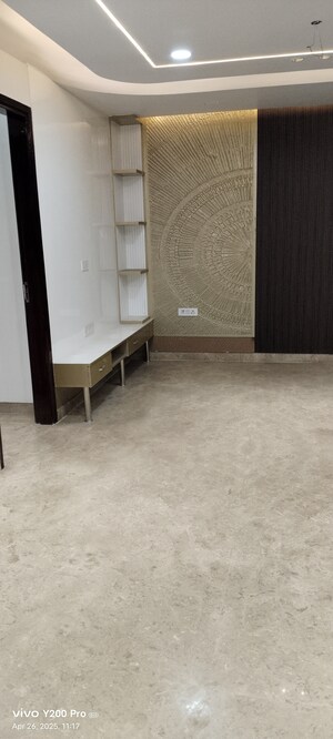 Room in 4 BHK Builder Floor at Rohini Sector 11 – for Sale