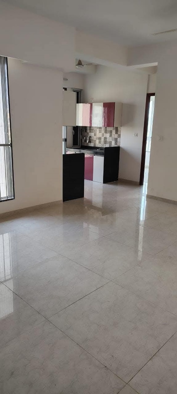 2 BHK 975 Sq.Ft. Apartment in Heritage Solitaire