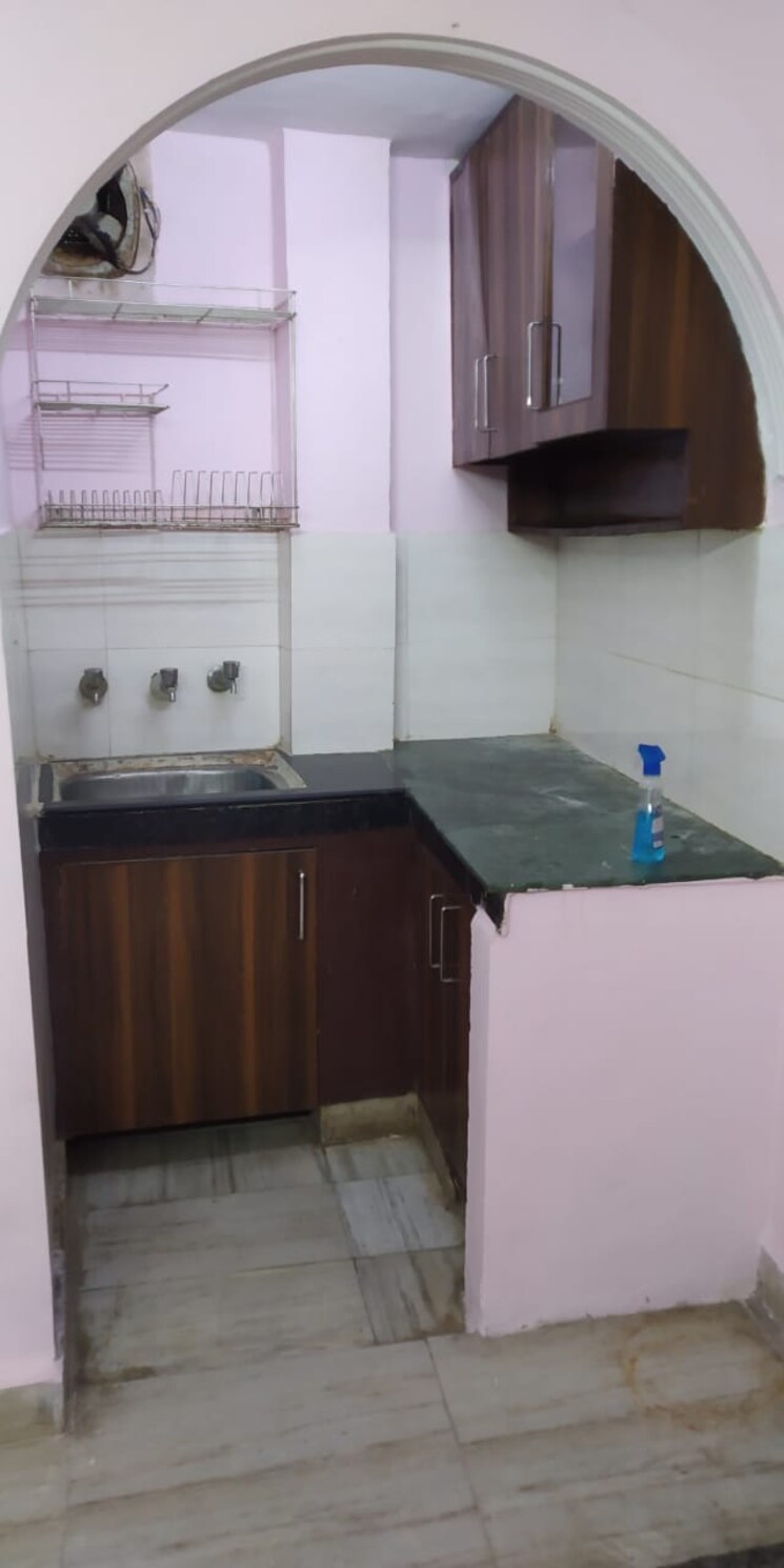 Kitchen, khirki extension 1 Bedroom 450 Sq.Ft. Builder Floor In Khirki Extension Delhi 8551036