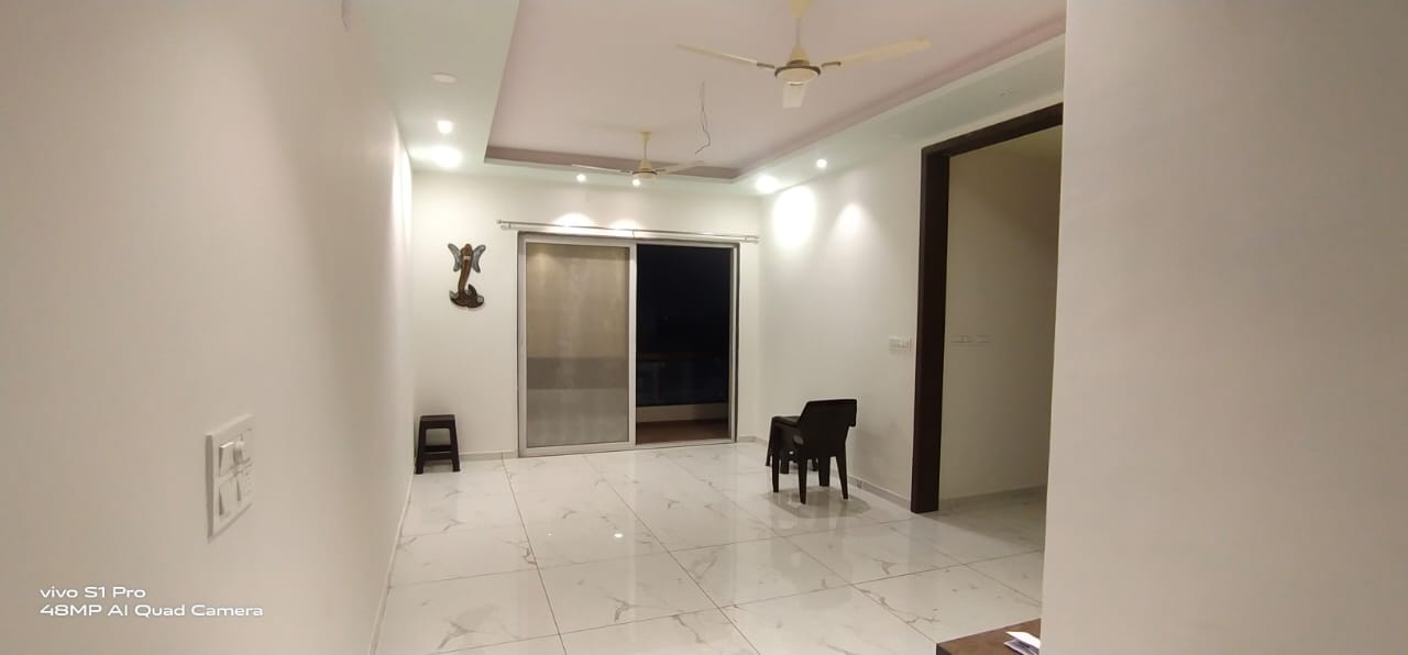 3 BHK + Extra Room Apartment For Sale in New VIP Road