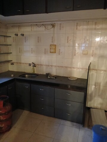 2 BHK Apartment For Rent in Santacruz East