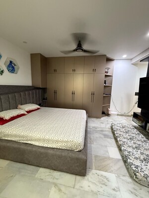 Bedroom in 4 BHK Apartment at DLF Westend Heights, Sector 53 – for Sale