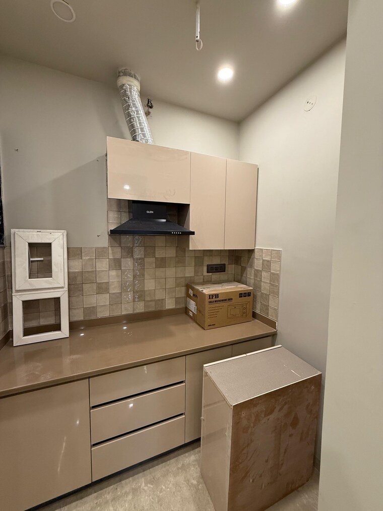 Kitchen, dlf-westend-heights 4 Bedroom 2610 Sq.Ft. Apartment In Sector 53 Gurgaon 8551309