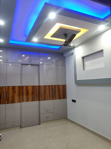 Furnished Amenities in 1 BHK Builder Floor at RWA Apartments Sector 45, Sector 45 – for Rent