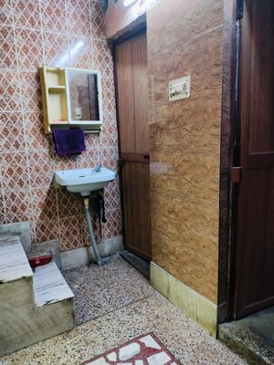 Bathroom in 5 BHK Villa at Unitech Deerwood Chase, Nirvana Country – for Sale