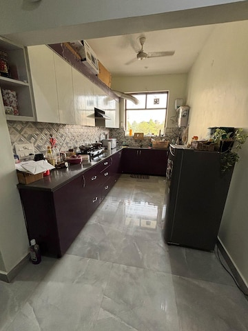 Kitchen in 2 BHK Builder Floor at Ansal Sushant Lok I, Sector 43 – for Rent
