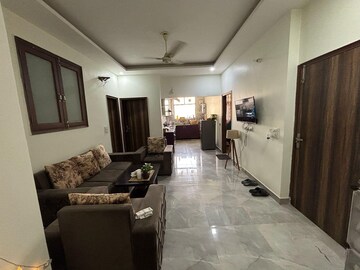 Living Room in 2 BHK Builder Floor at Ansal Sushant Lok I, Sector 43 – for Rent