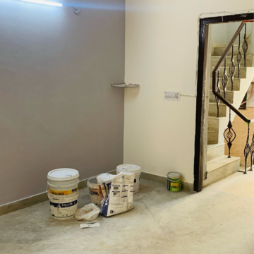 Living Room in 2.5 BHK Villa at Sector 23 – for Rent