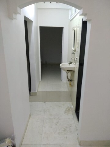 Building Lobby in 1 BHK Apartment at Shantivan CHS Andheri, Andheri West – for Rent