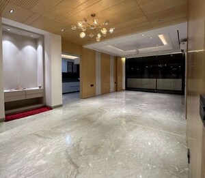 Room in 4 BHK Penthouse at Gaur City 2 - 14th Avenue, Sector 16c Greater Noida – for Sale