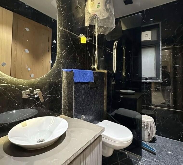 Master Bedroom, gaur-city-2-14th-avenue 4 Bedroom 4000 Sq.Ft. Penthouse In Sector 16c Greater Noida Greater Noida 8551934