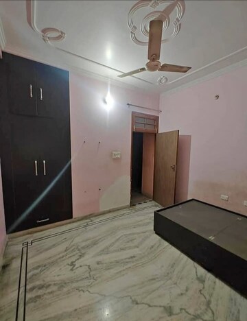 Bedroom in 2 BHK Villa at Jankipuram – for Rent