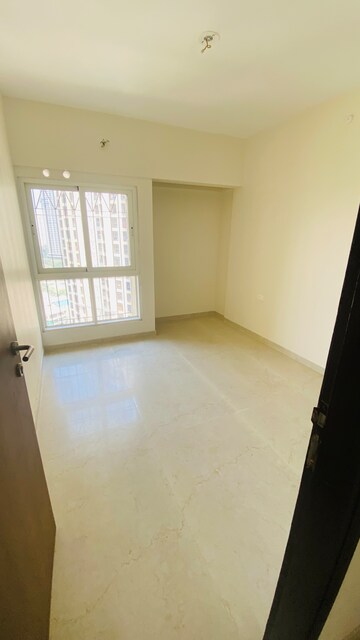 Room in 2 BHK Apartment at Dosti West County Phase 4 Dosti Pine, Balkum Pada – for Rent