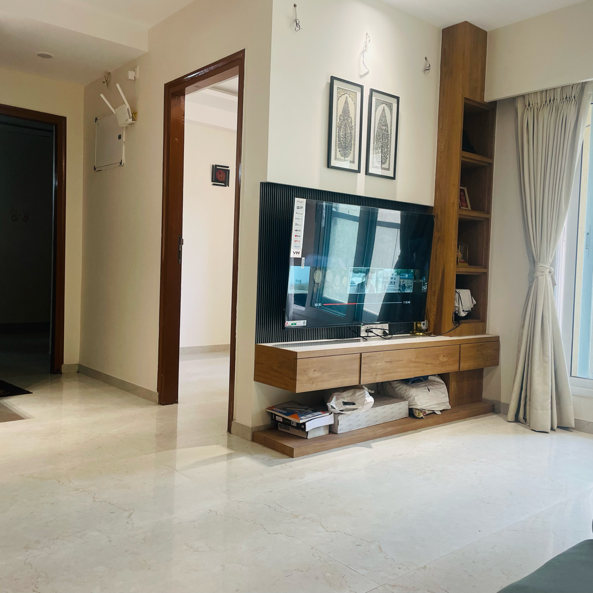 2 BHK + Study Room Apartment For Rent in Dosti Oak