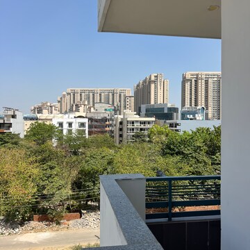 3.5 BHK Builder Floor – Exterior View View at Sector 43 - for Rent