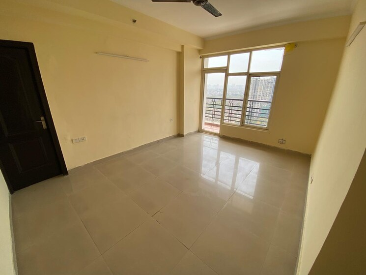 Room, gardenia-glory 4 Bedroom 2250 Sq.Ft. Apartment In Sector 46 Noida 8552059