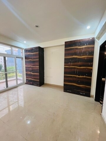 3 BHK Apartment For Rent in DLF New Town Heights I, Sector 90
