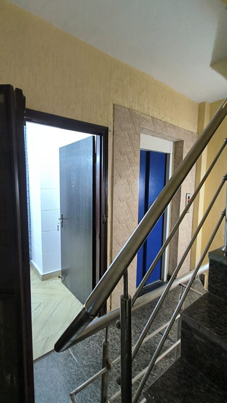 undefined, subhash nagar 1 Bedroom 50 Sq.Yd. Builder Floor In Subhash Nagar Delhi 8552182