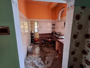 Kitchen in 6+ BHK Independent House at Thakurpukur – for Sale