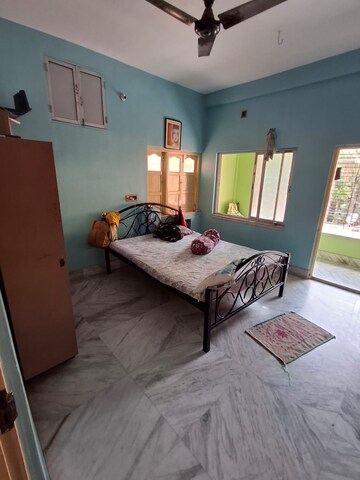 Bedroom in 6+ BHK Independent House at Thakurpukur – for Sale