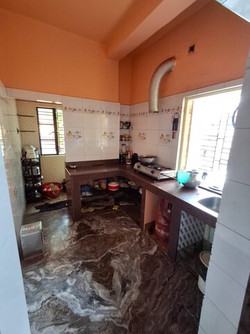 Team Area in 6+ BHK Independent House at Thakurpukur – for Sale