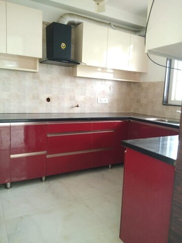 Kitchen in 3 BHK Builder Floor at DLF City Gurgaon, Sector 27 – for Rent