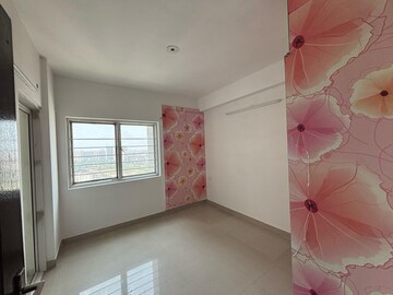 Room in 3 BHK Apartment at Paramount Emotions, Sector 1 Greater Noida – for Sale