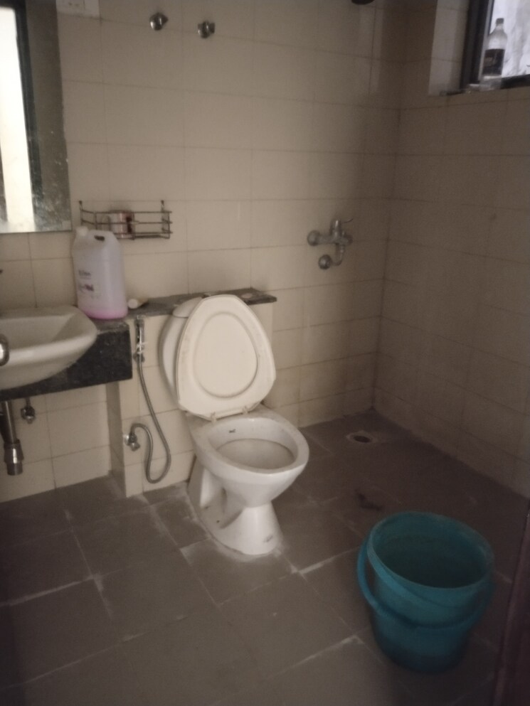 Bathroom, vatika-inxt-floors 3.5 Bedroom 1785 Sq.Ft. Builder Floor In Sector 82 Gurgaon 8552304